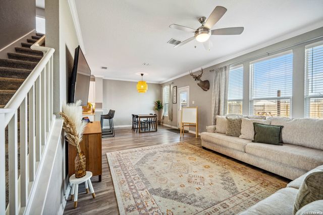 1953 BROOK BND, New Braunfels, TX 78130