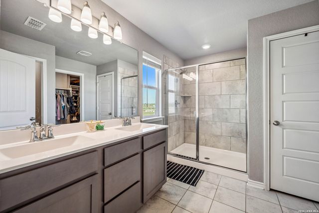 1953 BROOK BND, New Braunfels, TX 78130