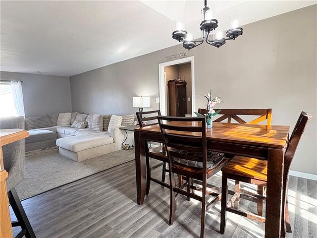 103 W Locust Street, Archie, MO 64725