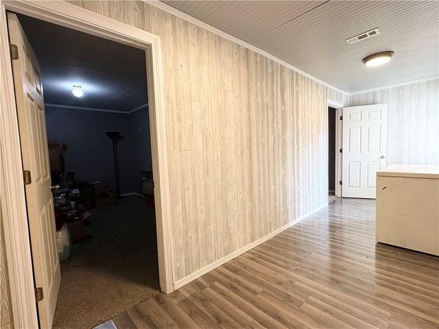 103 W Locust Street, Archie, MO 64725