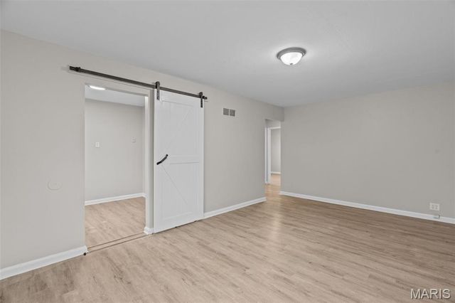 7431 Esterbrook Drive, St Louis, MO 63136