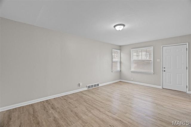 7431 Esterbrook Drive, St Louis, MO 63136