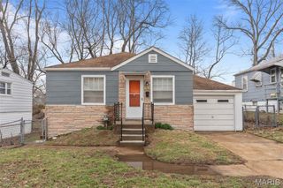 7431 Esterbrook Drive, St Louis, MO 63136