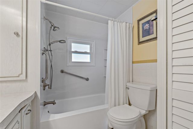 3301 ALT 19 611, Palm Harbor, FL 34683