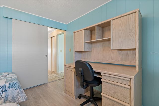 3301 ALT 19 611, Palm Harbor, FL 34683