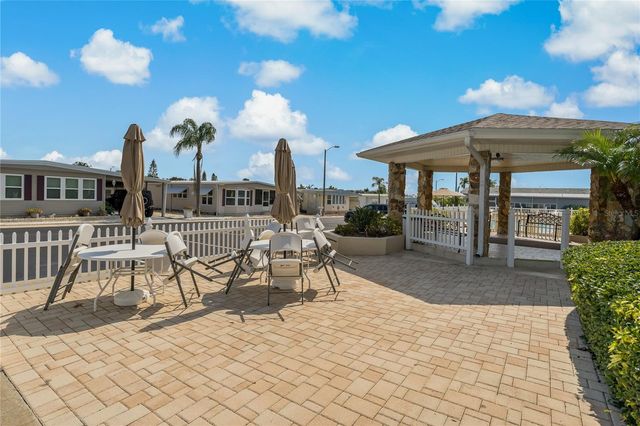 3301 ALT 19 611, Palm Harbor, FL 34683