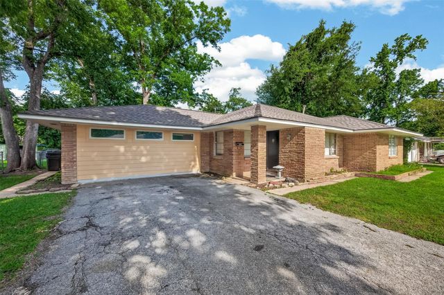 3402 Cameo Drive, Houston, TX 77080