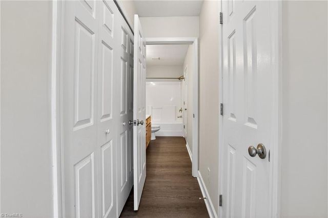 614 Grasswren Way, Greensboro, NC 27409