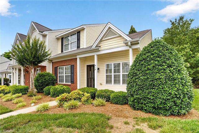 614 Grasswren Way, Greensboro, NC 27409