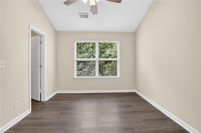 614 Grasswren Way, Greensboro, NC 27409