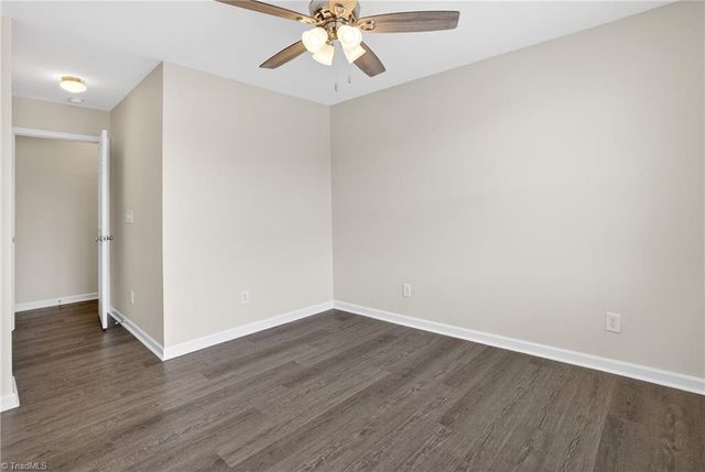 614 Grasswren Way, Greensboro, NC 27409