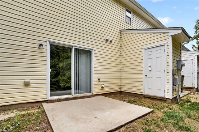 614 Grasswren Way, Greensboro, NC 27409