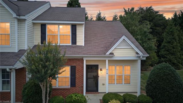 614 Grasswren Way, Greensboro, NC 27409