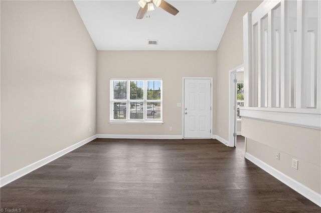 614 Grasswren Way, Greensboro, NC 27409