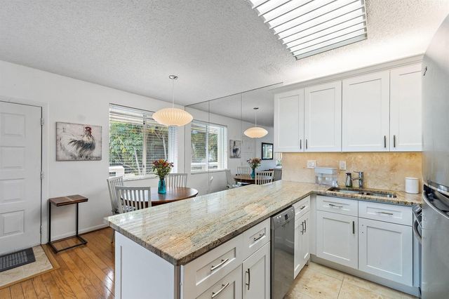 353 S Us Hwy 1 C7, Jupiter, FL 33477