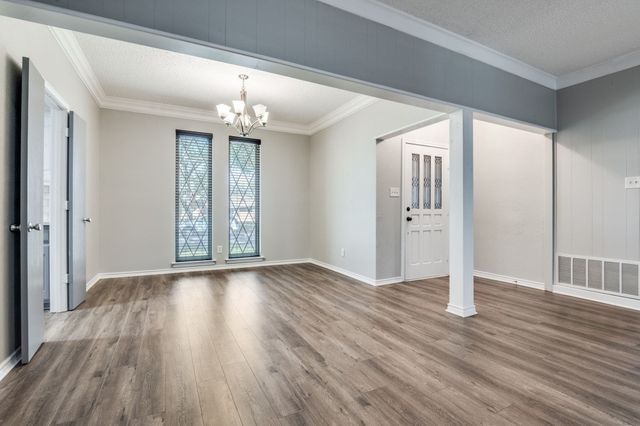 322 Cardinal Creek Drive, Duncanville, TX 75137