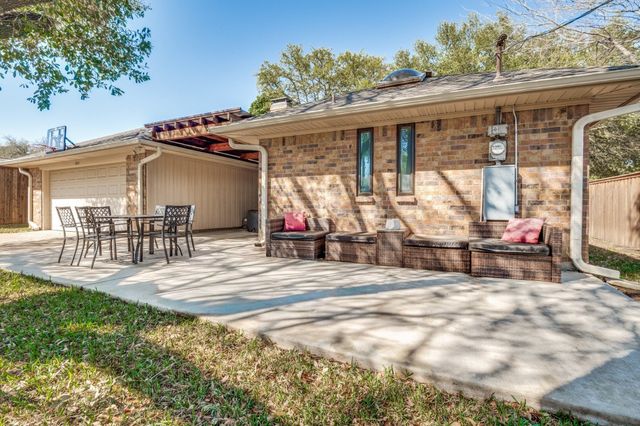 322 Cardinal Creek Drive, Duncanville, TX 75137