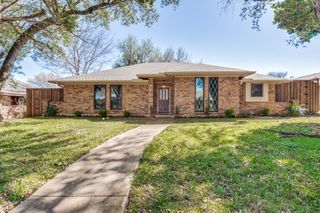322 Cardinal Creek Drive, Duncanville, TX 75137