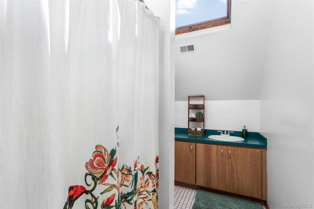 8 Hill Drive, Riverhead, NY 11901