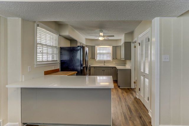 4578 SEQUOIA RD, Memphis, TN 38117