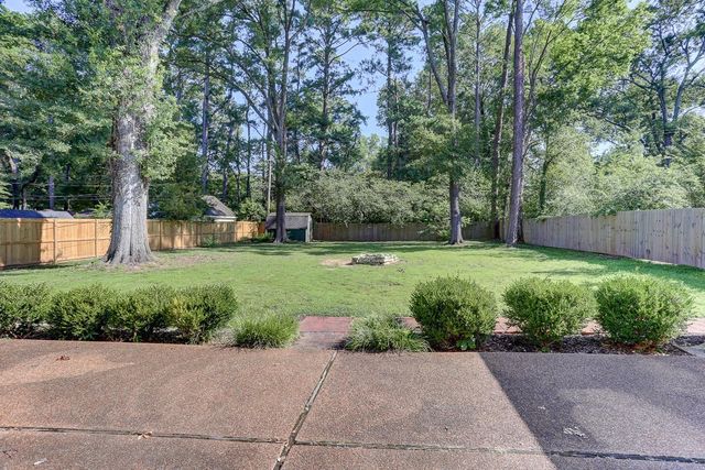 4578 SEQUOIA RD, Memphis, TN 38117