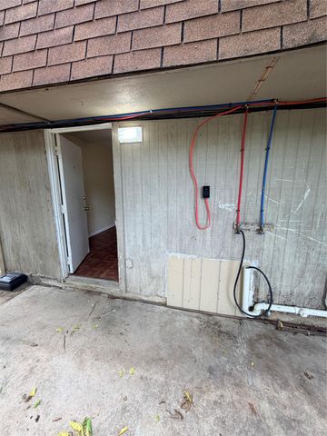 6257 Manor RD B, Austin, TX 78723