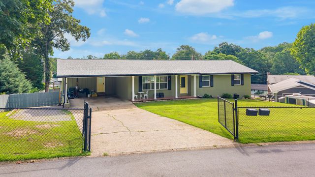 1303 Tabitha Drive, Hixson, TN 37343