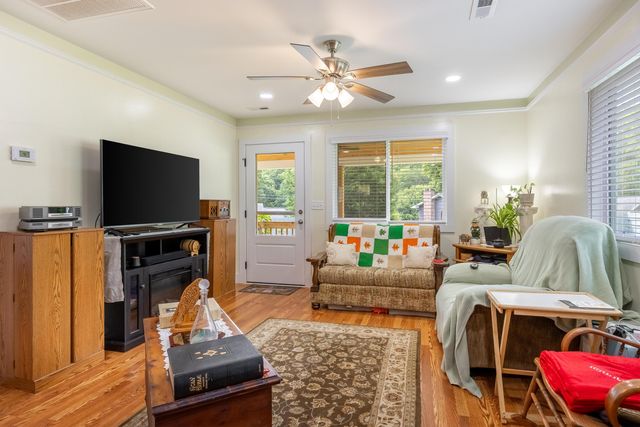 1303 Tabitha Drive, Hixson, TN 37343