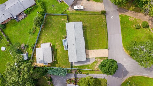 1303 Tabitha Drive, Hixson, TN 37343