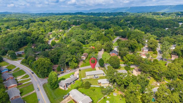 1303 Tabitha Drive, Hixson, TN 37343