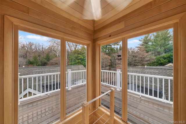 6 W Sunnyside Lane, Irvington, NY 10533