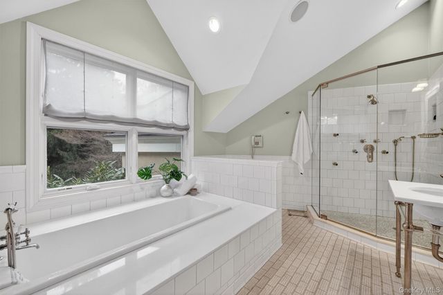 6 W Sunnyside Lane, Irvington, NY 10533