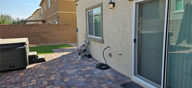 7050 Fossil Rim Street, North Las Vegas, NV 89084