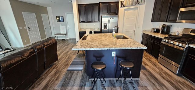 7050 Fossil Rim Street, North Las Vegas, NV 89084