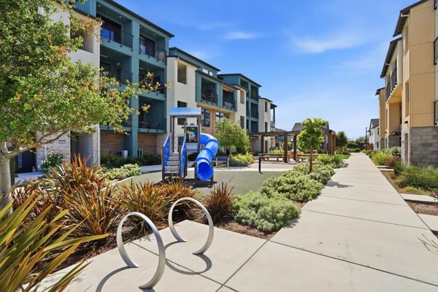 220 Waters Park Circle 201, San Mateo, CA 94403