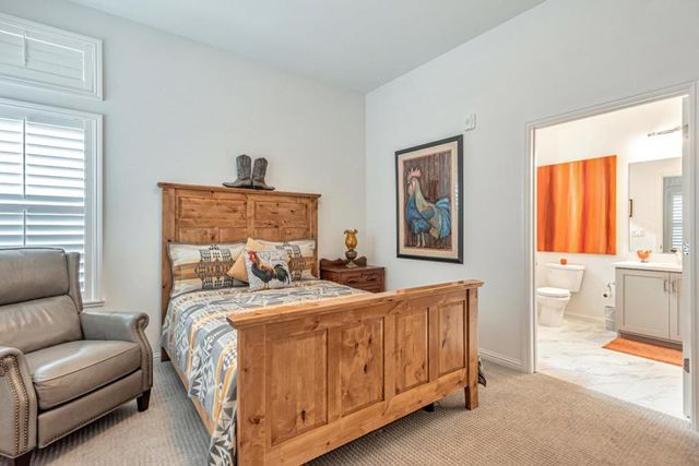 220 Waters Park Circle 201, San Mateo, CA 94403