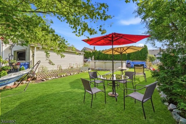 28 Brookhill Ter, Clifton City, NJ 07013