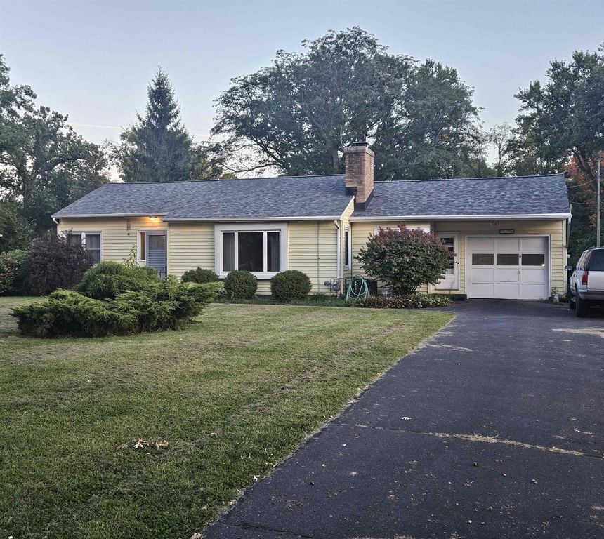 2620 E Ridge Road, Beloit, WI 53511