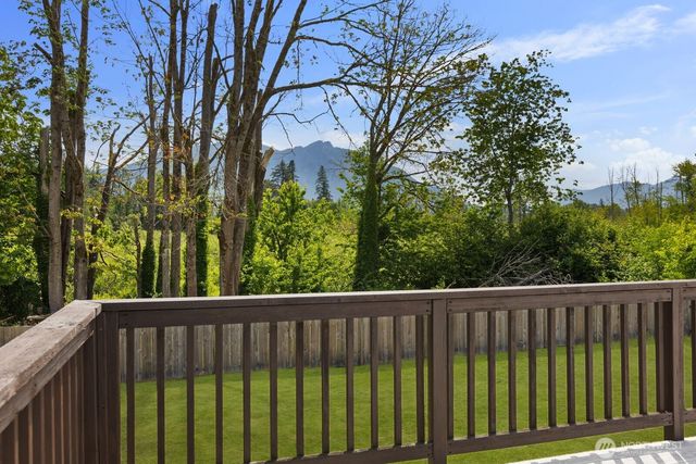 38505 SE 86th Place, Snoqualmie, WA 98065