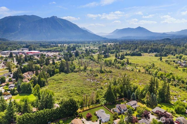 38505 SE 86th Place, Snoqualmie, WA 98065