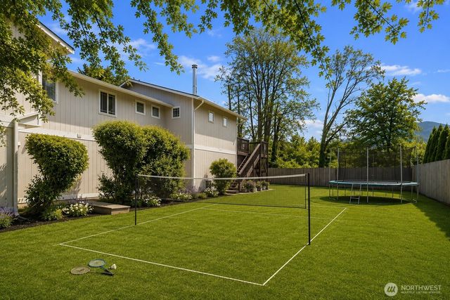 38505 SE 86th Place, Snoqualmie, WA 98065