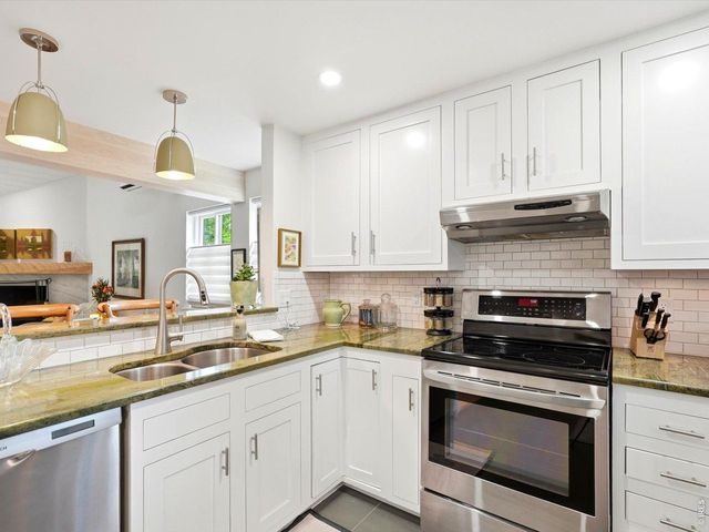 2695 Juniper Ave, Boulder, CO 80304