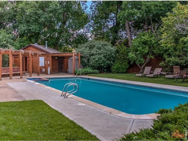2695 Juniper Ave, Boulder, CO 80304