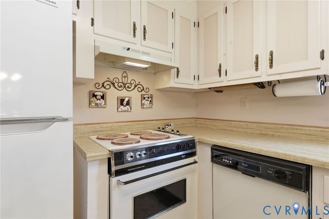 10111 Tunstall Rd, New Kent, VA 23124