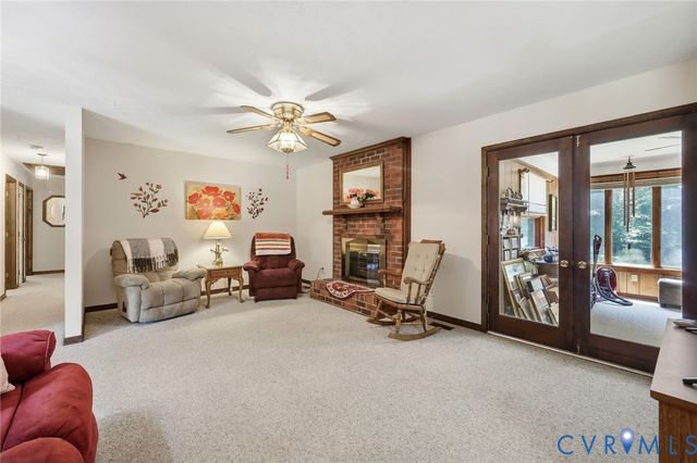 10111 Tunstall Rd, New Kent, VA 23124