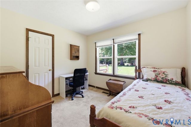 10111 Tunstall Rd, New Kent, VA 23124