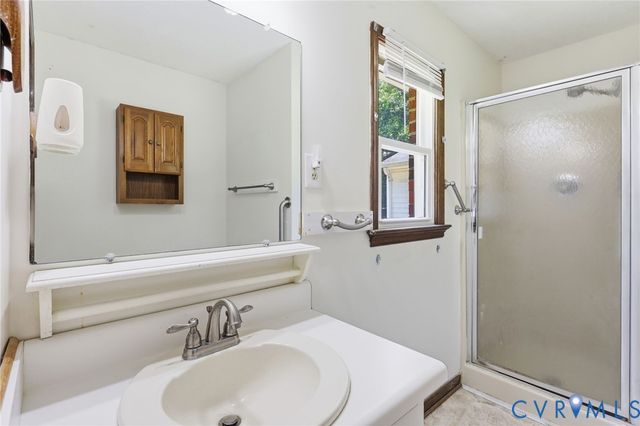 10111 Tunstall Rd, New Kent, VA 23124