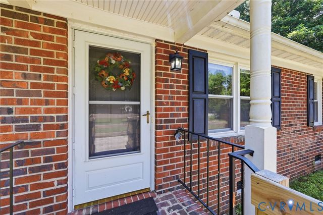 10111 Tunstall Rd, New Kent, VA 23124