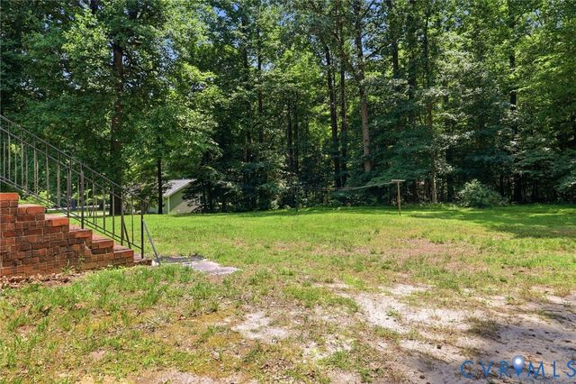 10111 Tunstall Rd, New Kent, VA 23124