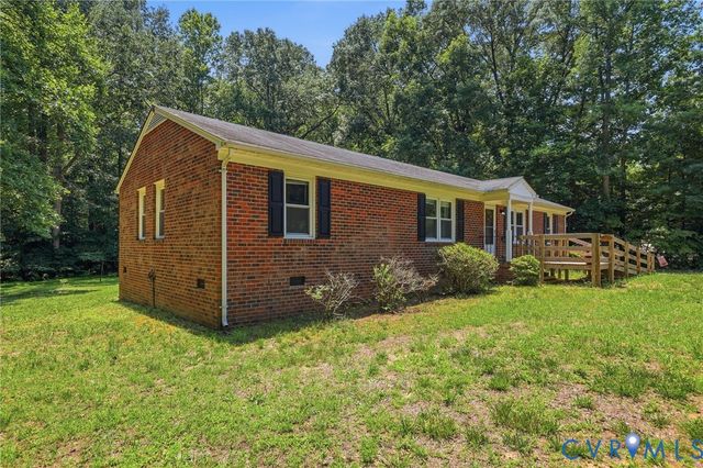 10111 Tunstall Rd, New Kent, VA 23124